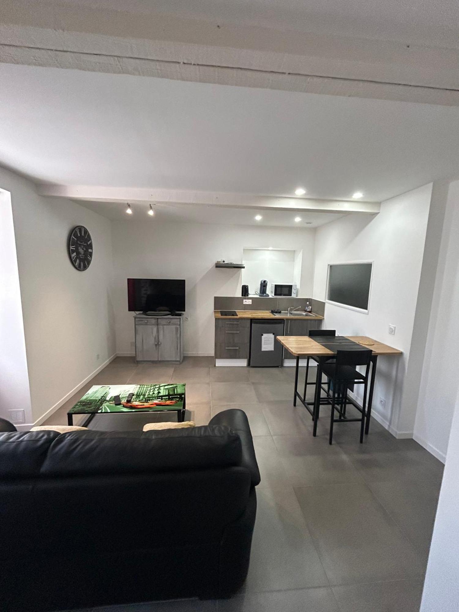 Appartement Entre Saint-Malo, Dinard, Dinan Et Dol Miniac-Morvan Exteriör bild